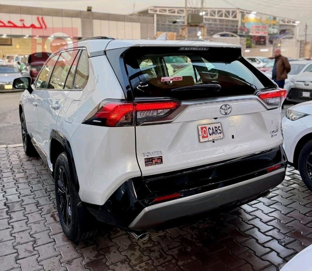 تويوتا راف 4